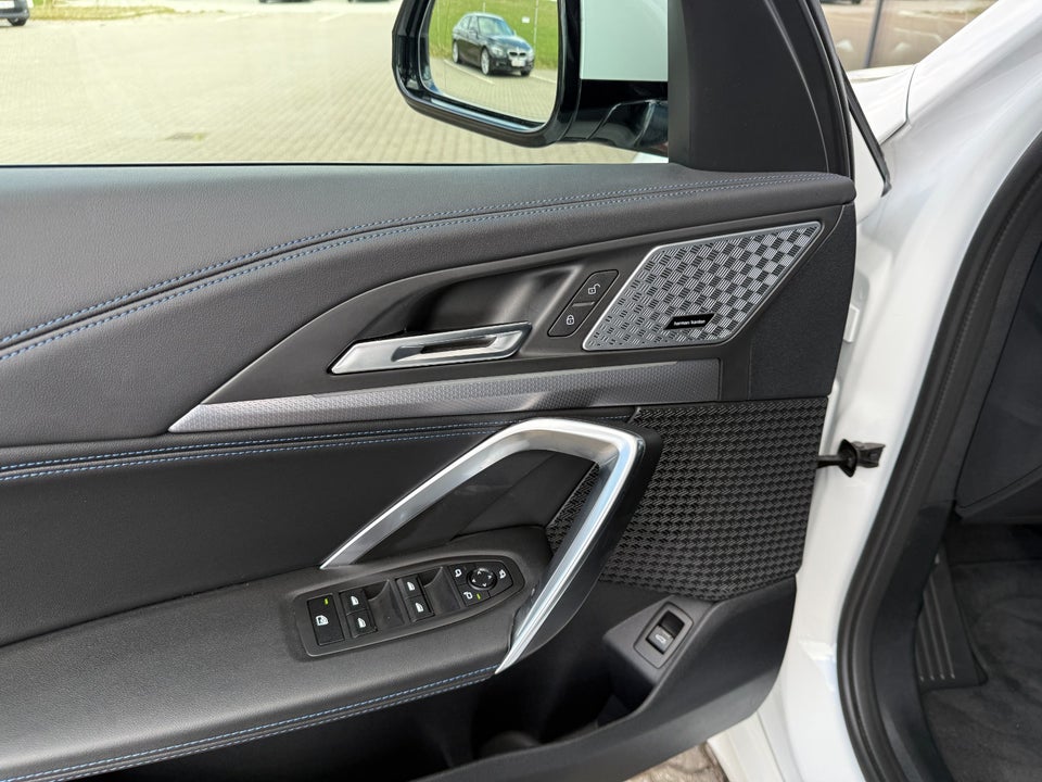 BMW iX1 eDrive20 M-Sport 5d