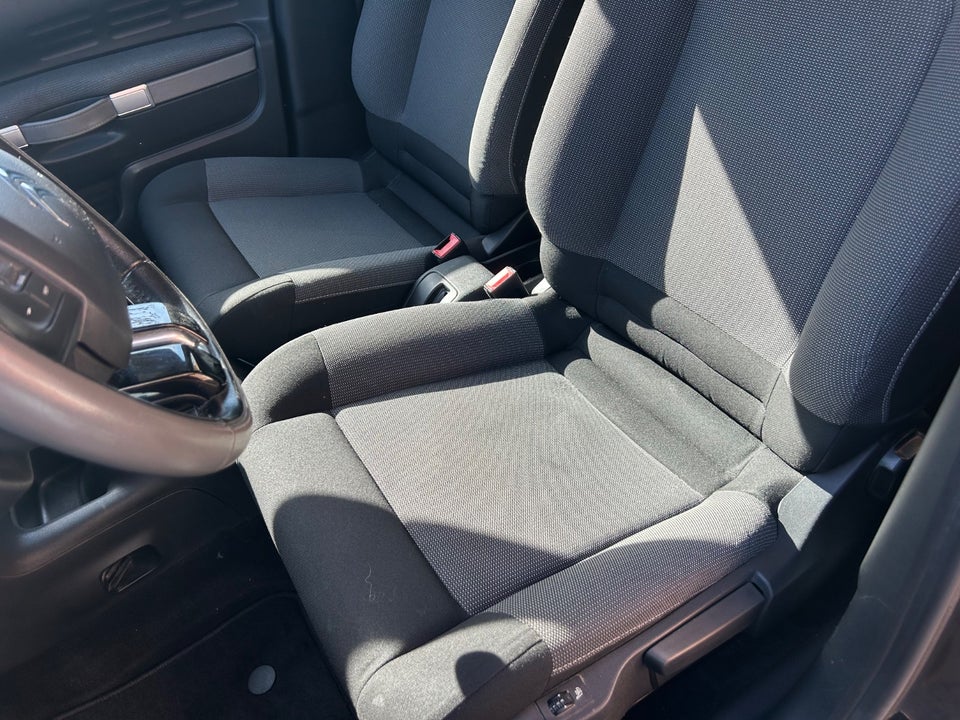 Citroën C4 Cactus 1,6 BlueHDi 100 Feel Van 5d