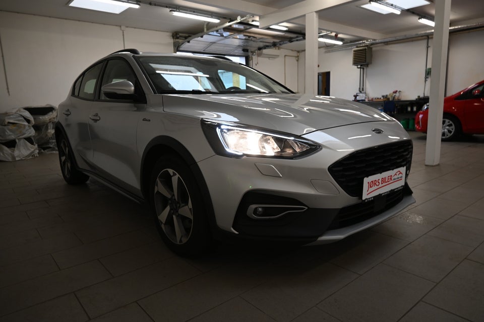 Ford Focus 1,0 EcoBoost Active 5d