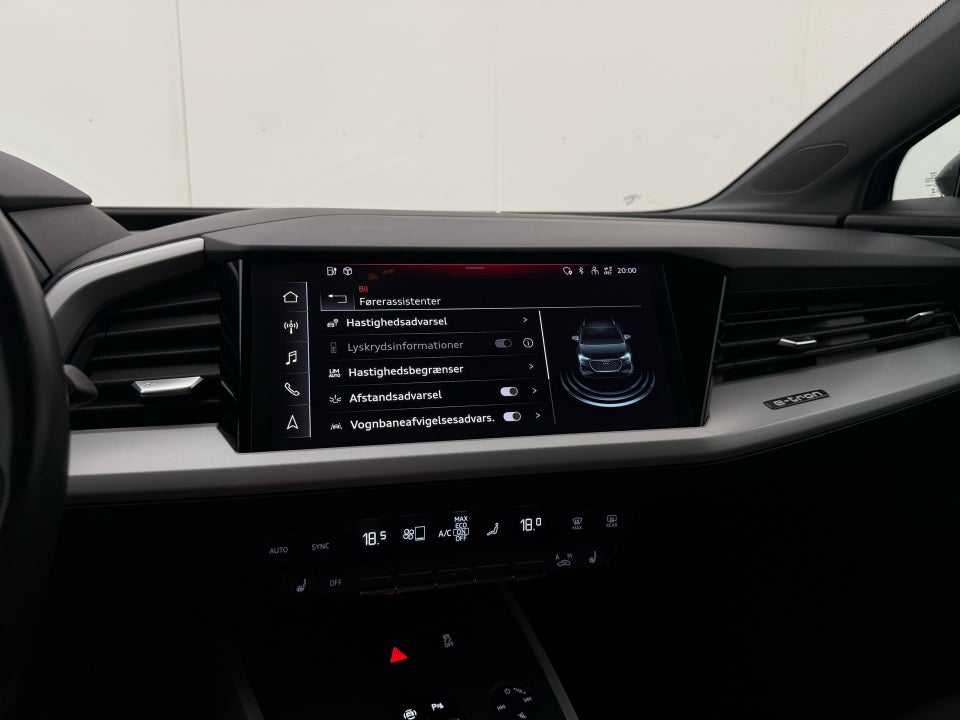 Audi Q4 e-tron 40 S-line 5d