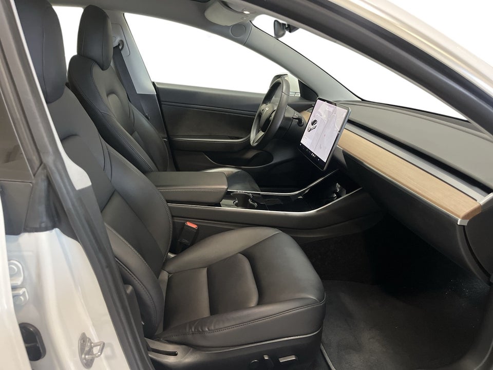 Tesla Model 3 Performance AWD 4d