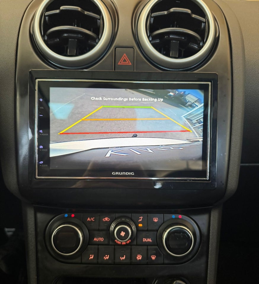 Nissan Qashqai 2,0 Acenta CVT 5d