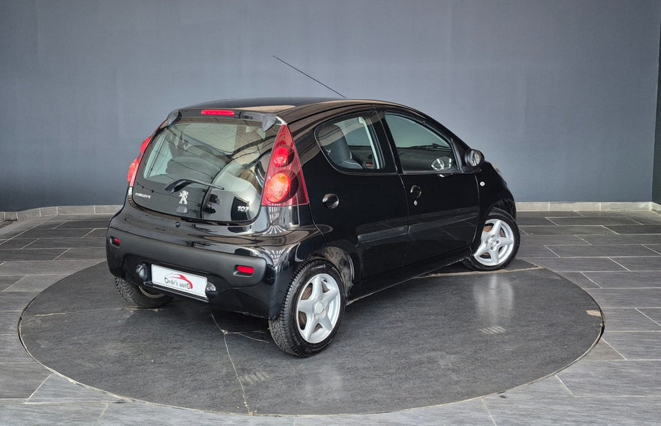 Peugeot 107 1,0 Champion Air 5d