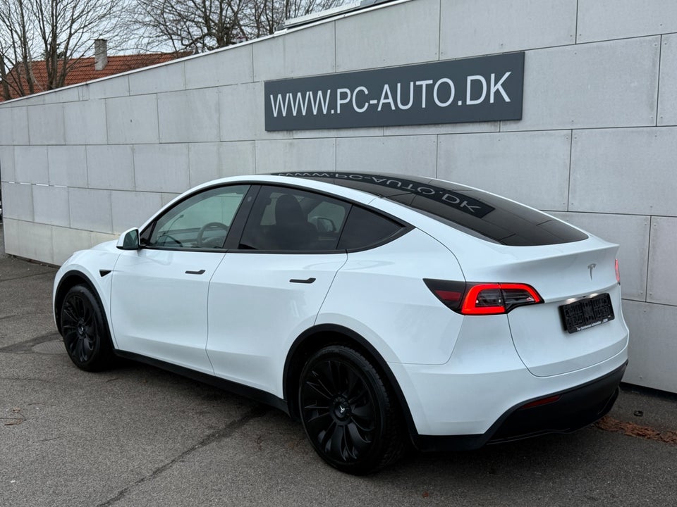 Tesla Model Y RWD 5d