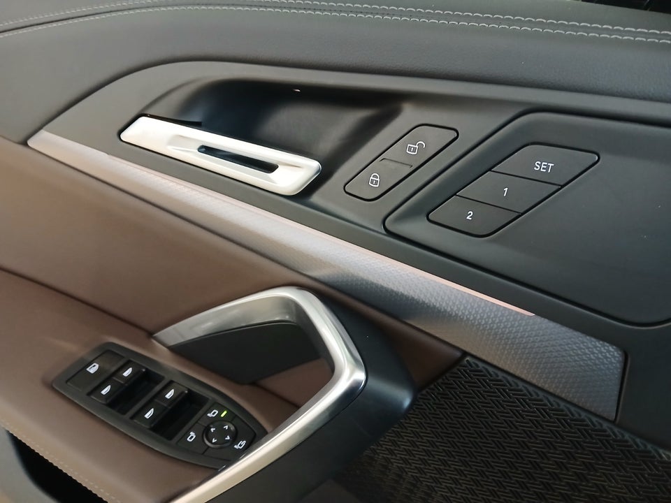 BMW iX1 xDrive30 M-Sport Premium 5d