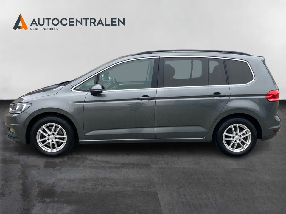 VW Touran 1,6 TDi 115 Comfortline Connect DSG 7prs 5d