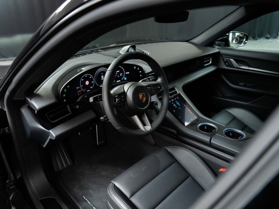 Porsche Taycan Performance+ Sport Turismo 5d