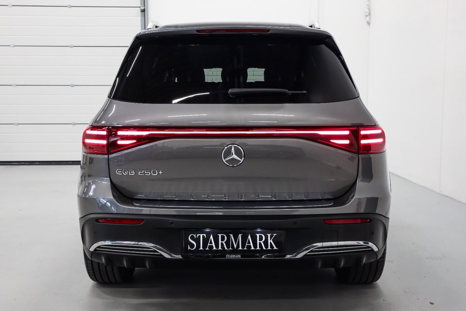 Mercedes EQB250+ AMG Advance 5d