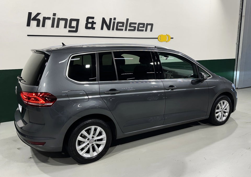 VW Touran 2,0 TDi 150 Highline DSG 7prs 5d