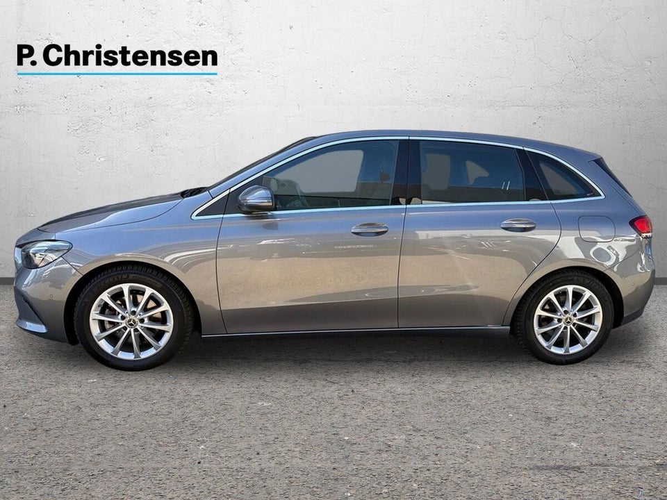 Mercedes B200 1,3 Progressive aut. 5d
