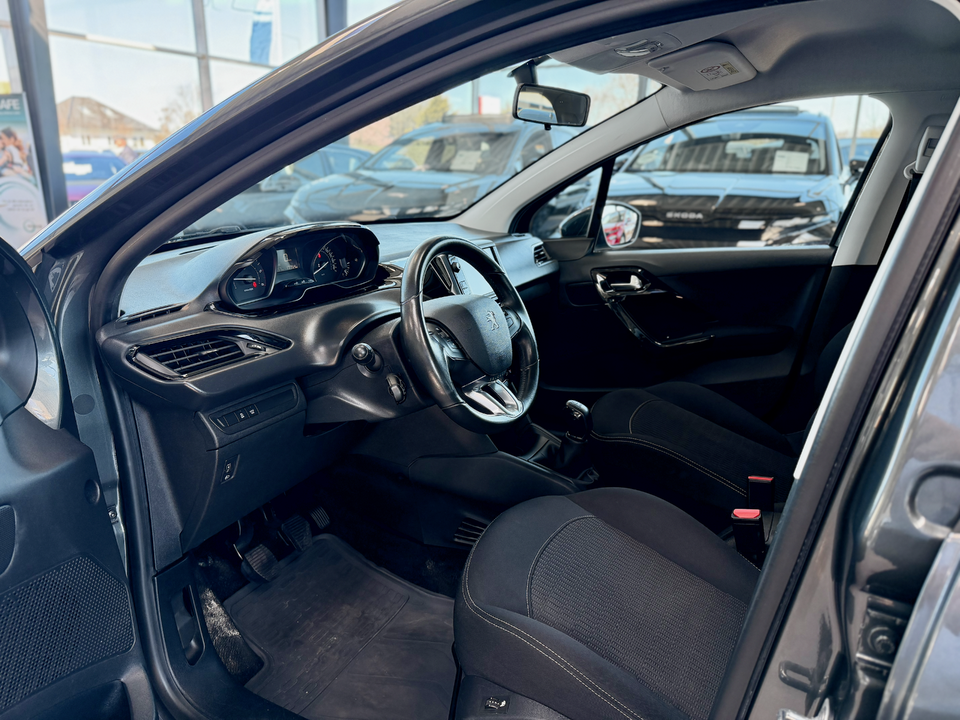 Peugeot 208 1,6 BlueHDi 100 Active 5d