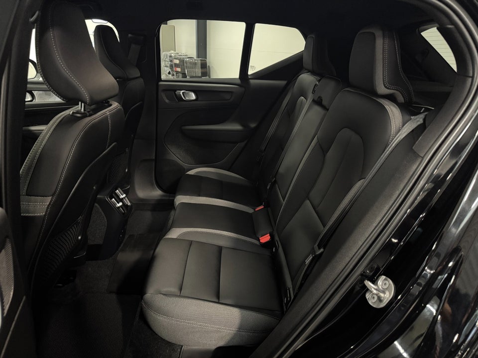 Volvo XC40 ReCharge Plus 5d