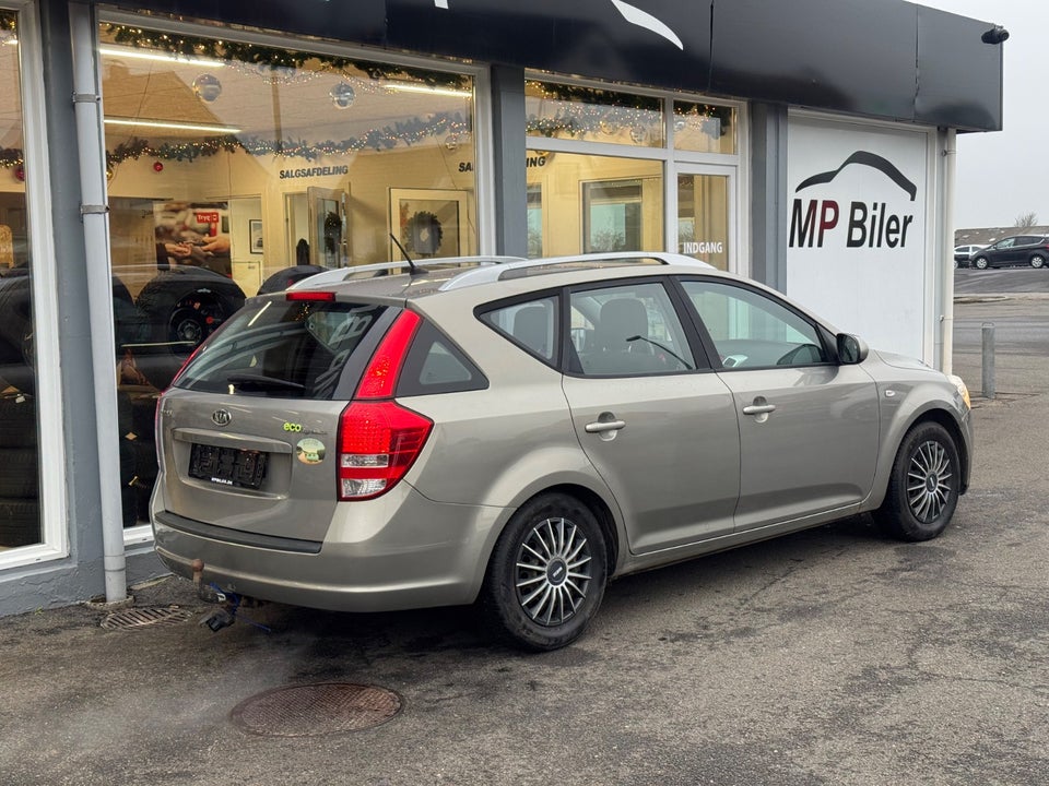 Kia Ceed 1,6 CRDi 115 Active SW 5d