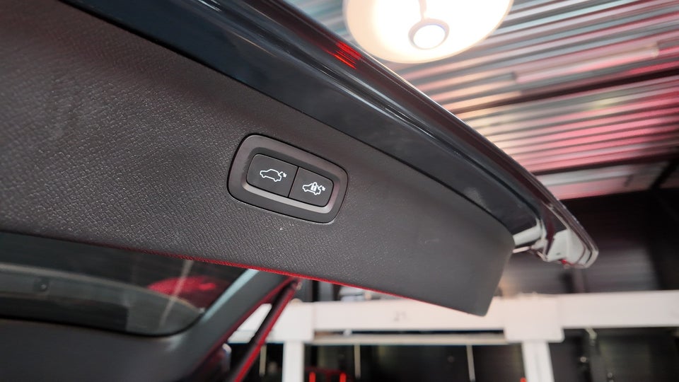 Volvo XC90 2,0 T8 ReCharge Ultimate Dark aut. AWD 7prs 5d