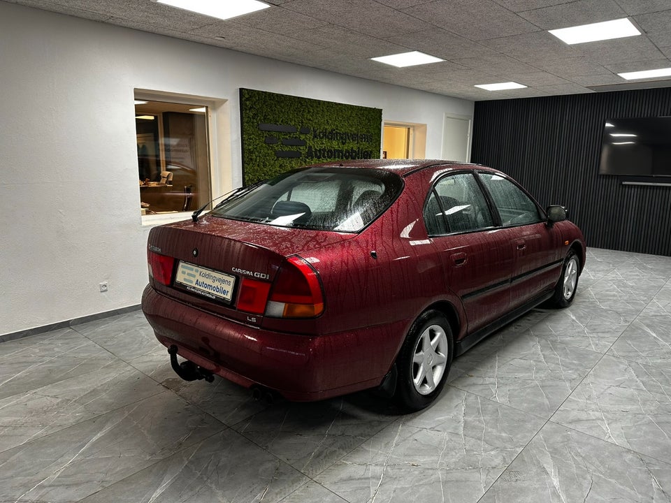 Mitsubishi Carisma 1,8 GDi LS aut. 4d