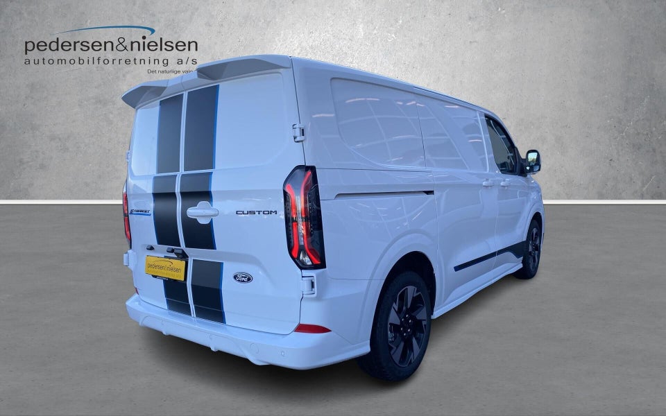 Ford E-Transit Custom 320S 64 Sport