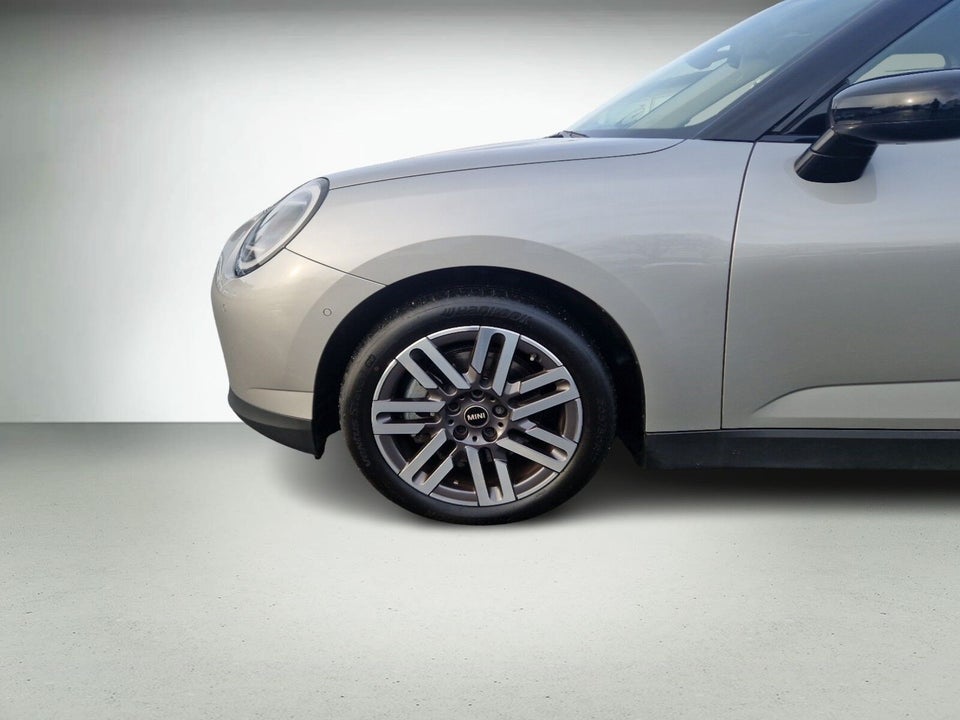 MINI Cooper E Classic Trim L 3d