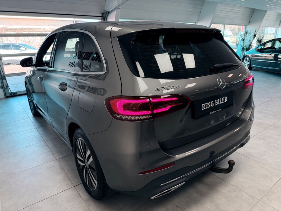 Mercedes B250 e 1,3 Progressive aut. 5d