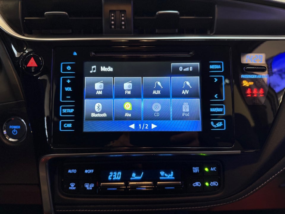 Toyota Auris 1,8 Hybrid H4 Touring Sports CVT 5d