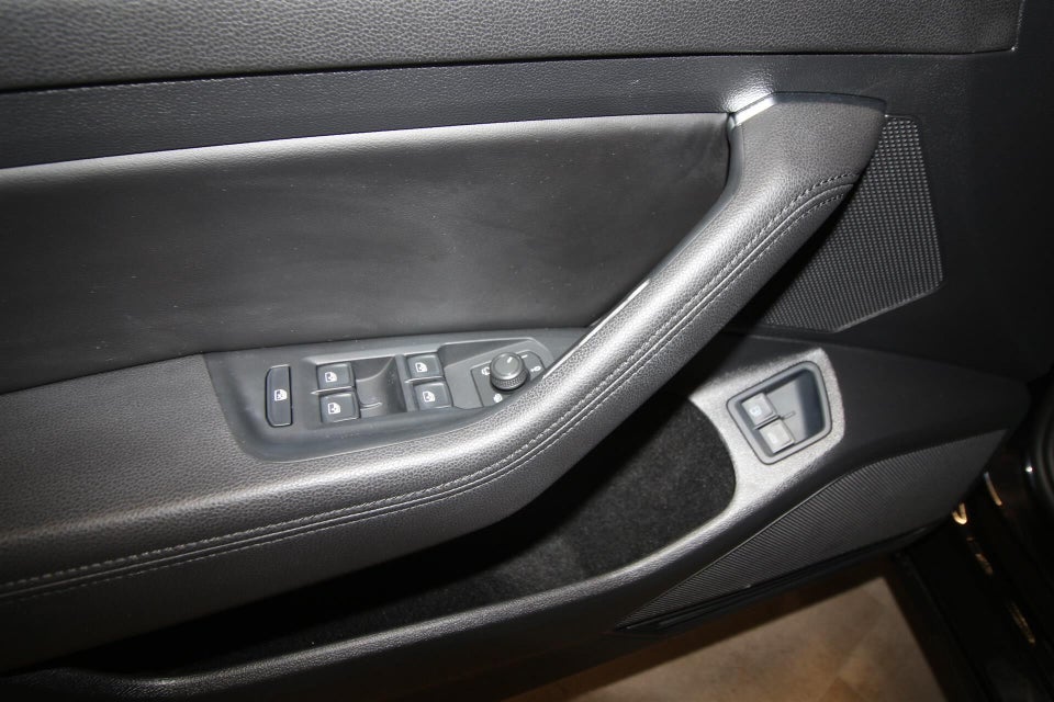 VW Passat 1,4 GTE Highline DSG 4d