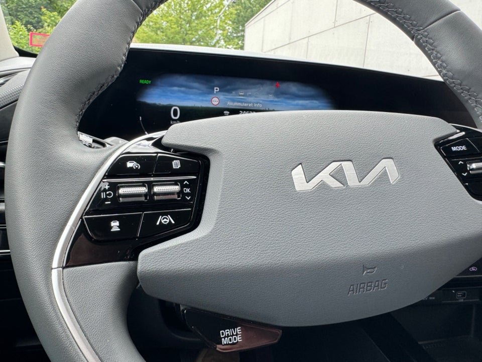 Kia Niro 64 EV Prestige 5d