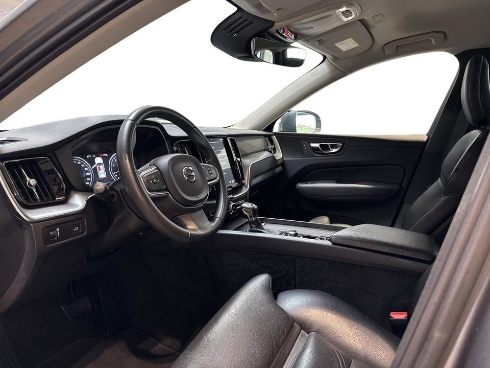 Volvo XC60 2,0 T4 190 Momentum aut. 5d