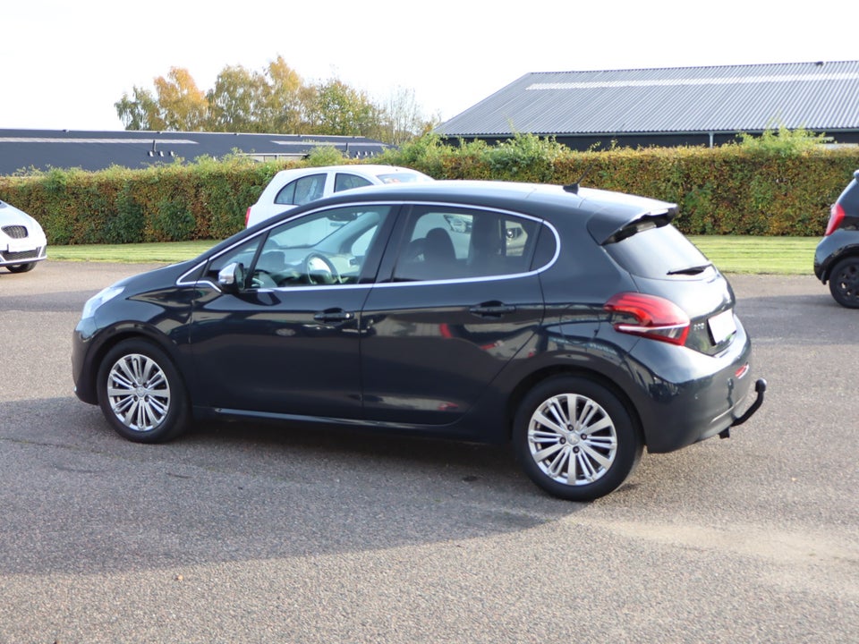 Peugeot 208 1,6 BlueHDi 100 Allure 5d