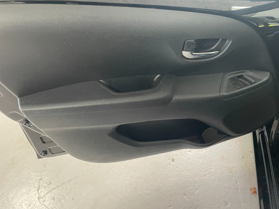 Toyota Aygo 1,0 VVT-i x-play 5d