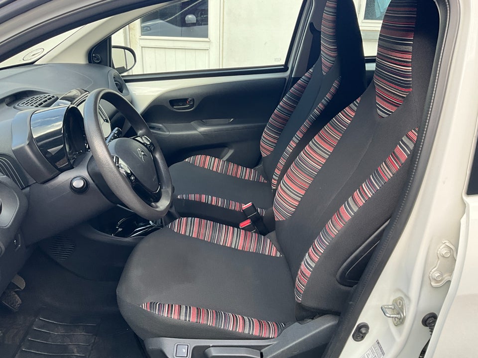 Citroën C1 1,0 VTi Shine 5d