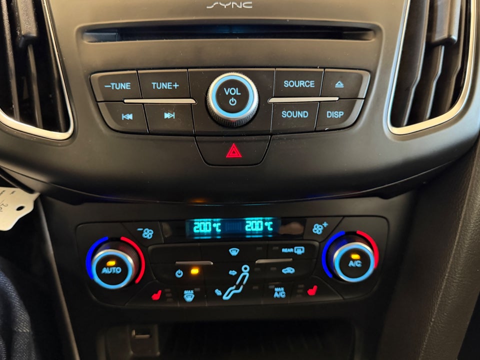 Ford Focus 1,5 TDCi 120 Business stc. 5d