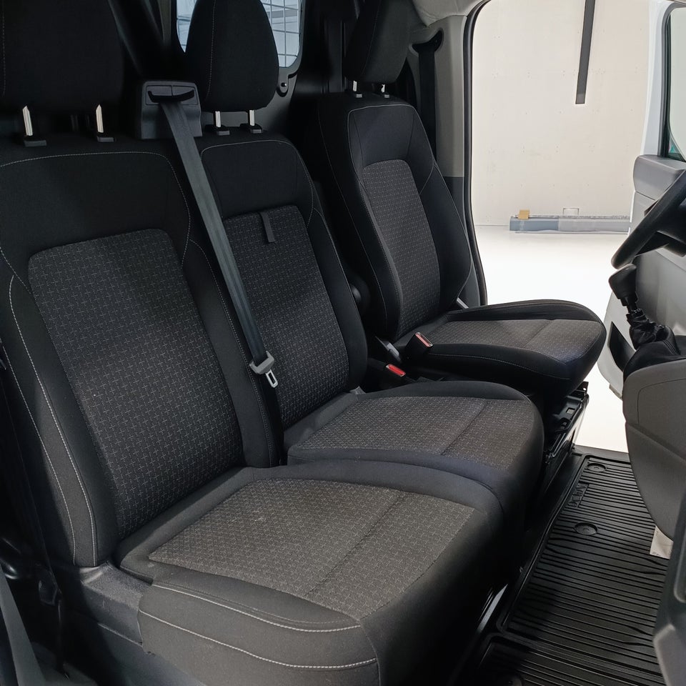 Ford Transit Custom 300 L2 2,0 EcoBlue Trend