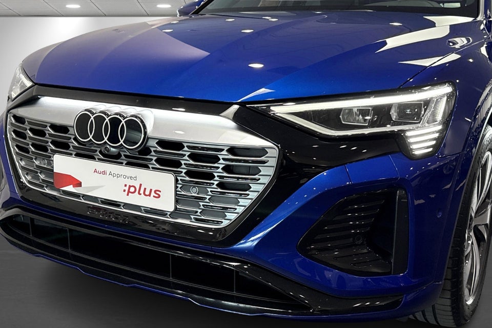 Audi Q8 e-tron 55 S-line quattro 5d