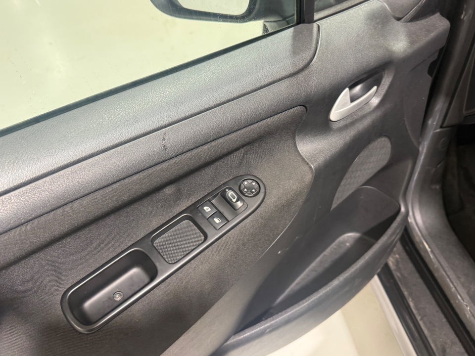 Peugeot 207 1,6 HDi 90 5d