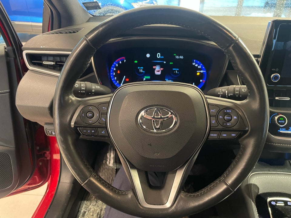 Toyota Corolla 1,8 Hybrid Active Premium Touring Sports MDS 5d