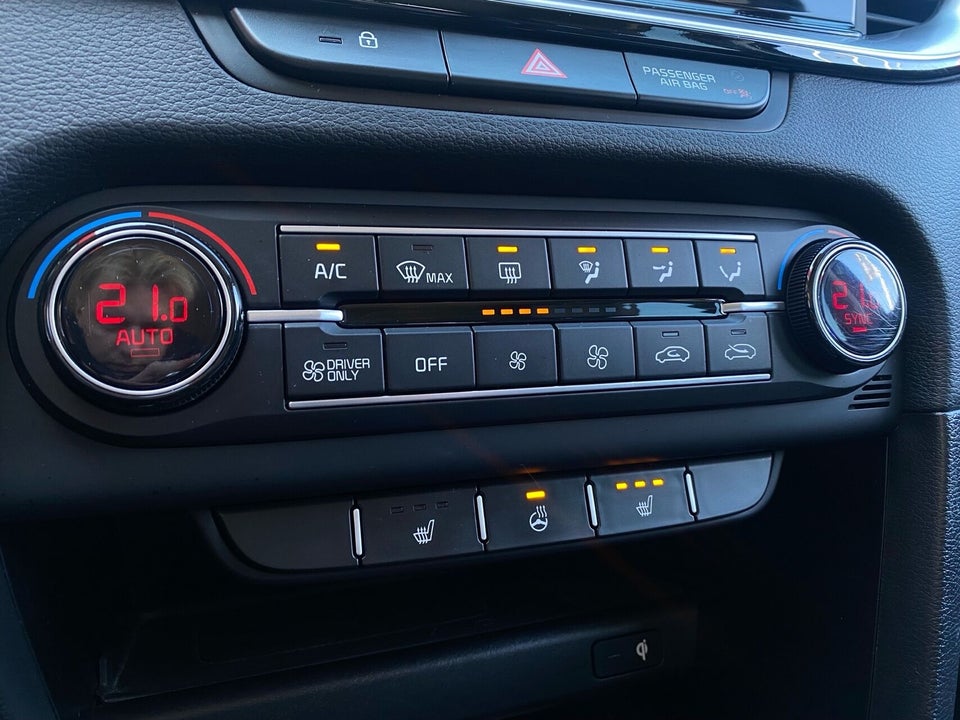 Kia Ceed 1,6 PHEV Upgrade SW DCT 5d
