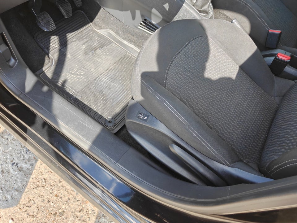 Peugeot 208 1,6 BlueHDi 100 Active+ 5d