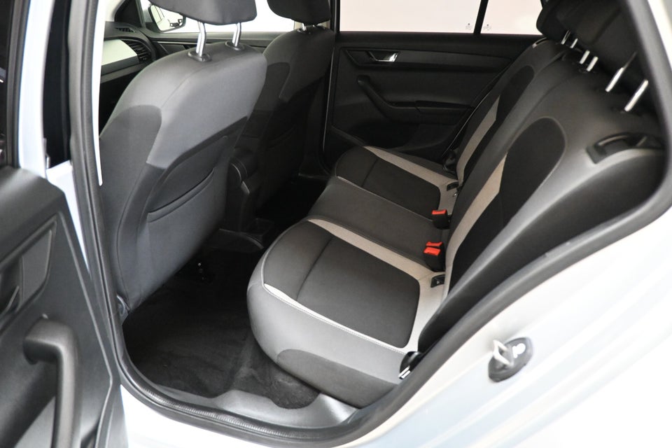 Skoda Fabia 1,0 TSi 110 Ambition Tour Combi 5d