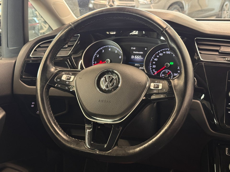 VW Touran 1,5 TSi 150 Highline DSG 7prs 5d