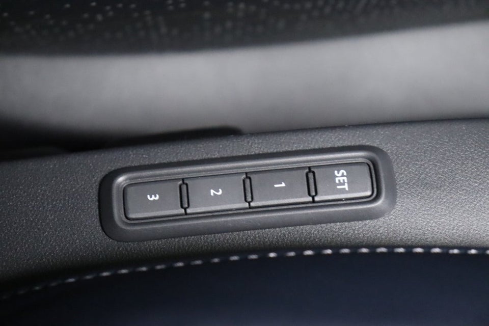 Cupra Tavascan 77 Adrenaline 5d