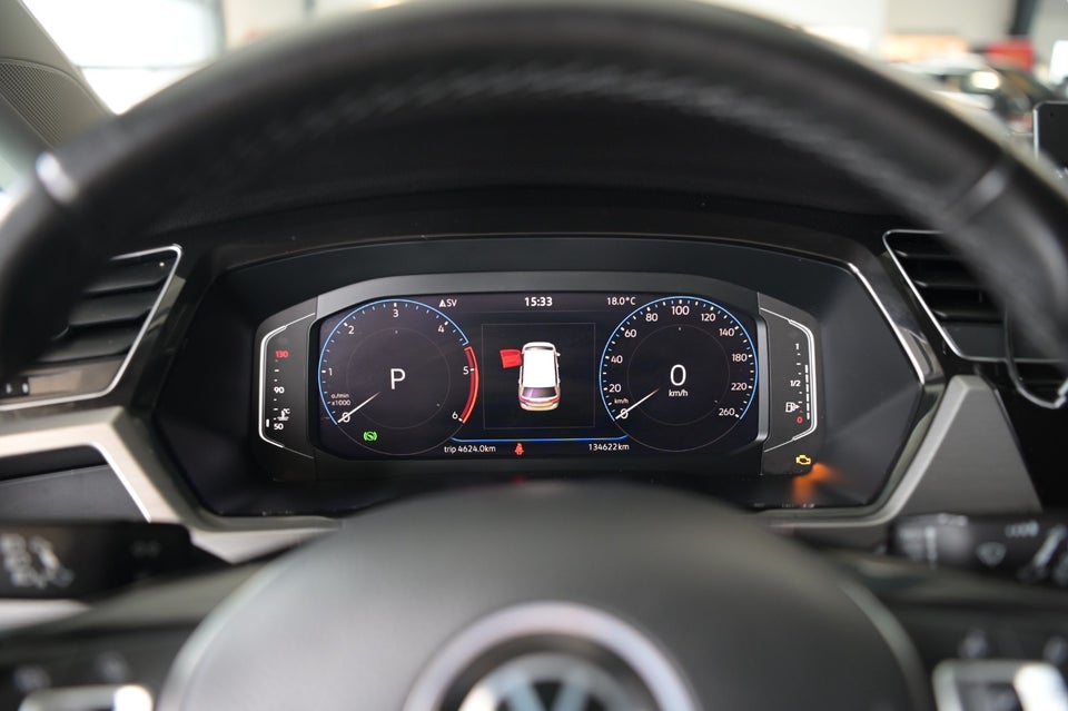 VW Touran 2,0 TDi 150 Highline DSG Van 5d