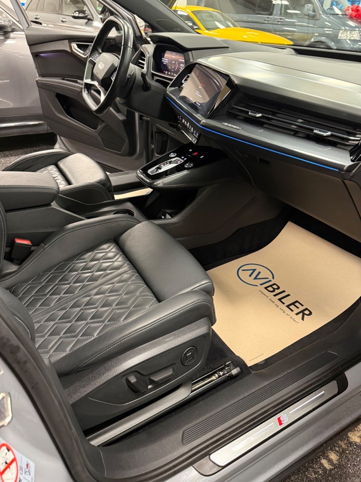 Audi Q4 e-tron 50 S-line quattro 5d