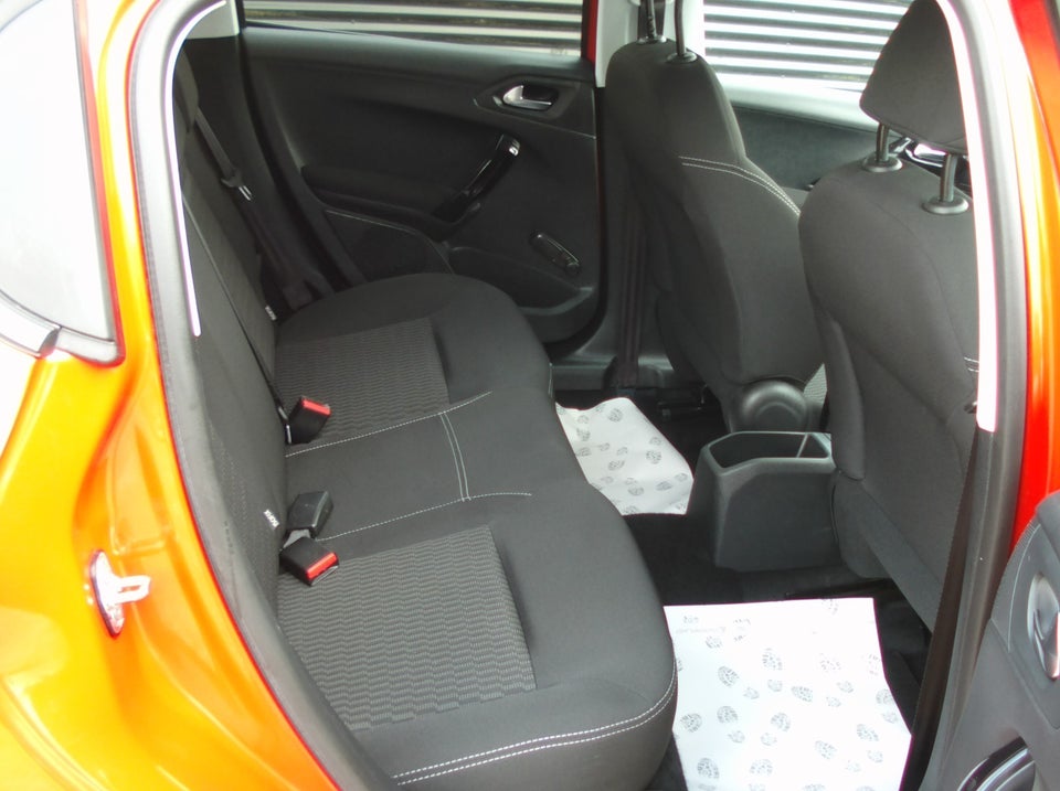 Peugeot 208 1,2 VTi 82 Strike 5d