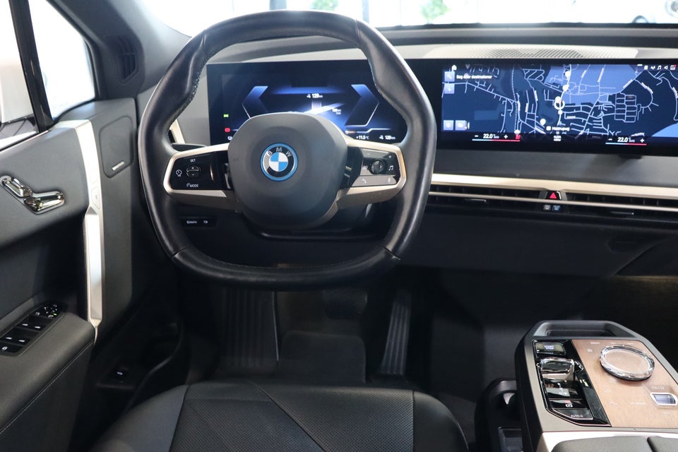 BMW iX xDrive40 Fully Charged 5d