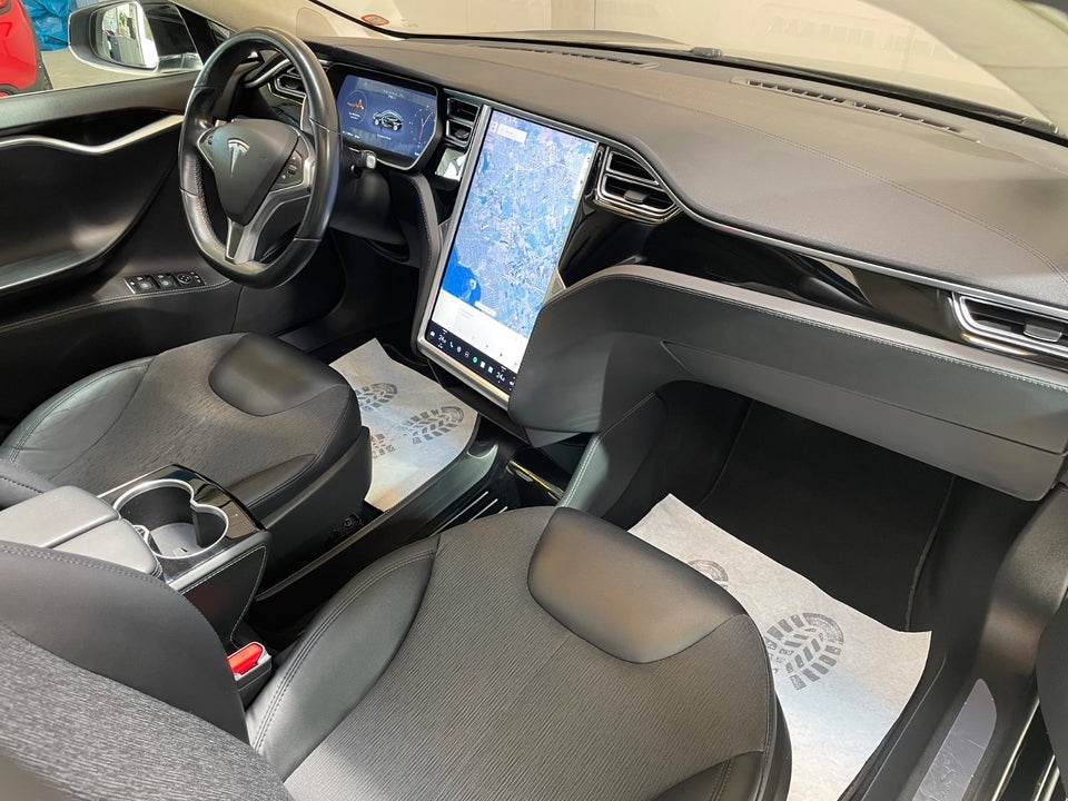 Tesla Model S 70D 5d
