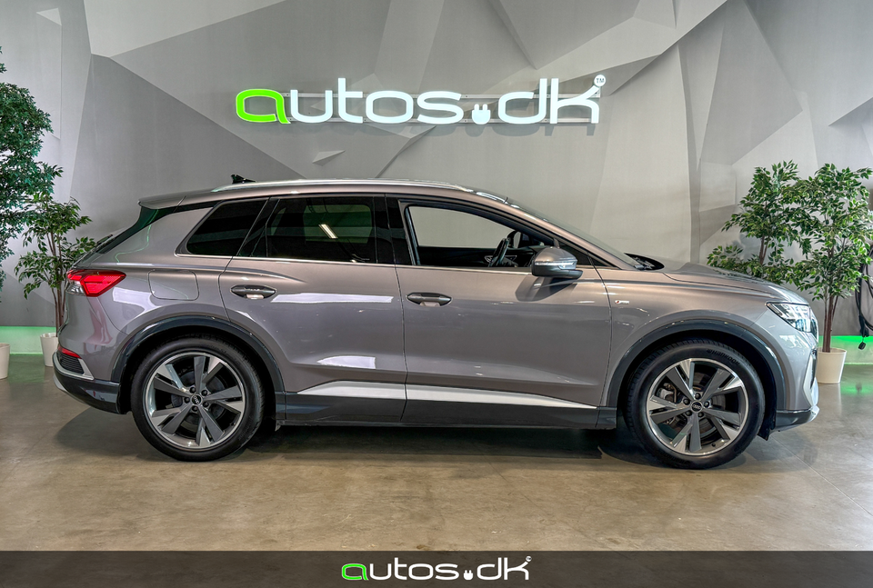 Audi Q4 e-tron 40 S-line 5d