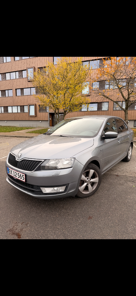Skoda Rapid 1,4 TSi 122 Ambition DSG 5d