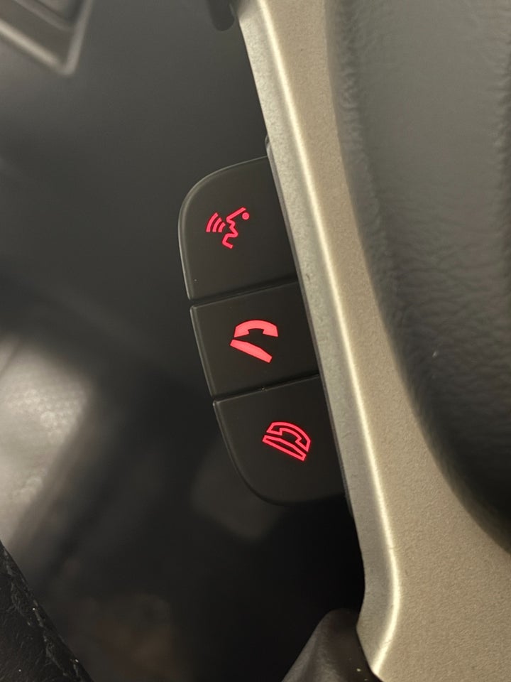 Suzuki Swift 1,2 Dualjet Exclusive 5d