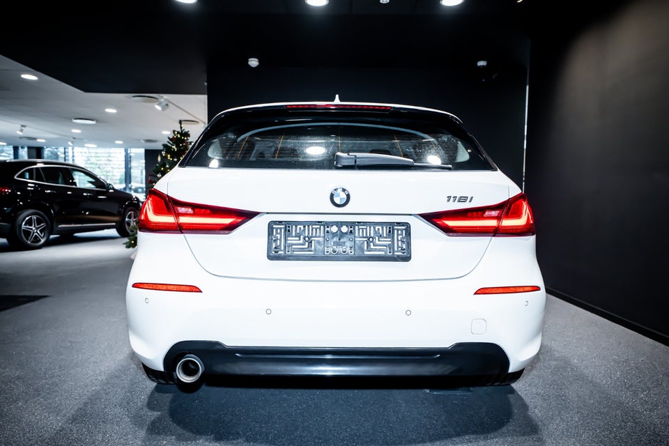 BMW 118i 1,5 Sport Line aut. 5d