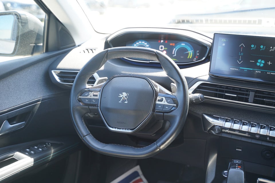 Peugeot 3008 1,6 Hybrid Allure EAT8 5d
