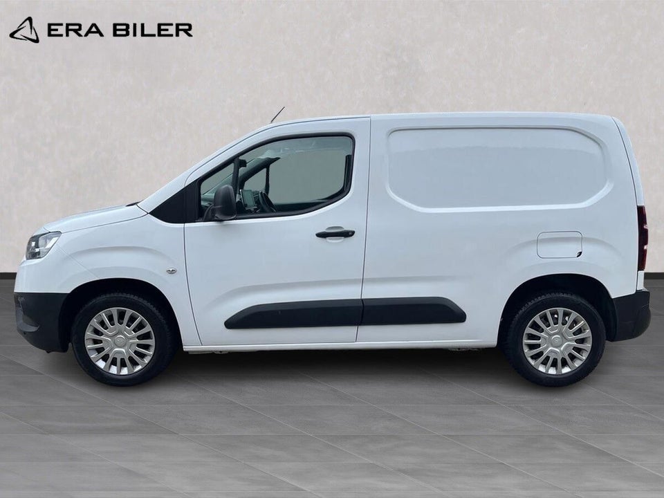 Toyota ProAce City 1,5 D 102 Medium Comfort 5d